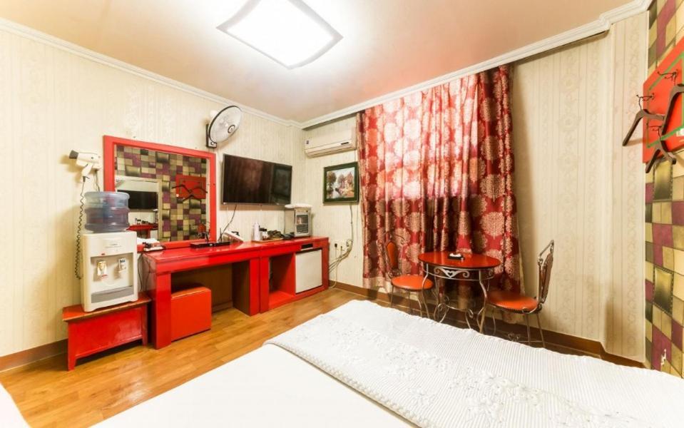 Feel Motel Pocheon Exterior foto