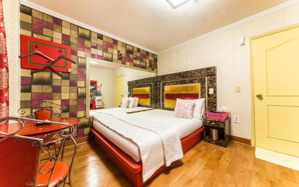 Feel Motel Pocheon Exterior foto